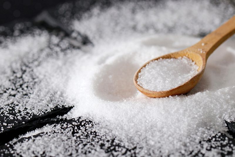 fleur de sel naturelle, source minérale utilisée en alimentation mais pauvre en iode