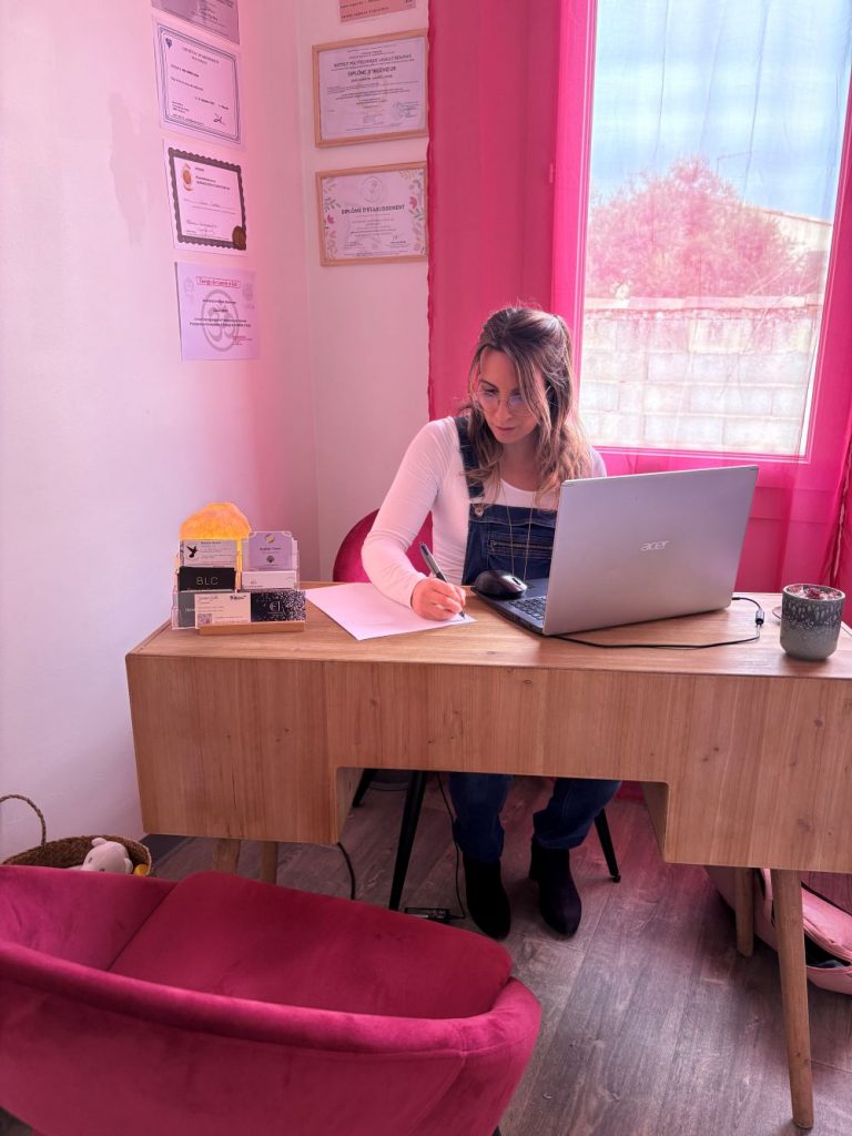 Accompagnement global en naturopathie périnatale pour la grossesse et le post-partum